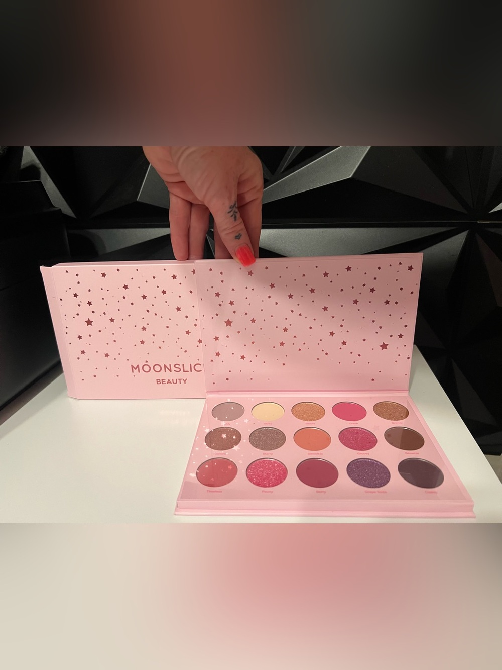 Moonslice Beauty Eyeshadow Palette - 15 Color Mix